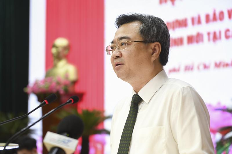 tap chi cong san anh 4