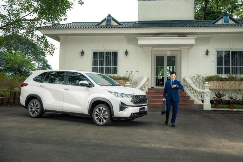 Toyota anh 2