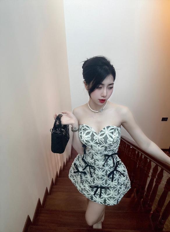 em gai Van Toan anh 4