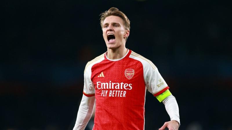 Doi hinh trong mo Arsenal anh 8