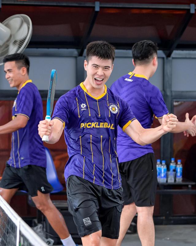 pickleball,  cau thu Viet Nam,  bong da Viet Nam,  V-League,  CLB Ha Noi,  giai pickleball, CLB bong da Ha Noi anh 2