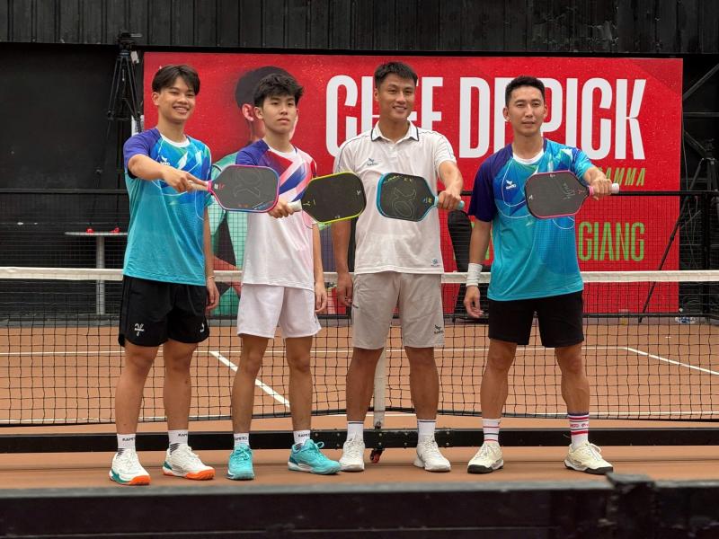 pickleball,  cau thu Viet Nam,  bong da Viet Nam,  V-League,  CLB Ha Noi,  giai pickleball, CLB bong da Ha Noi anh 5