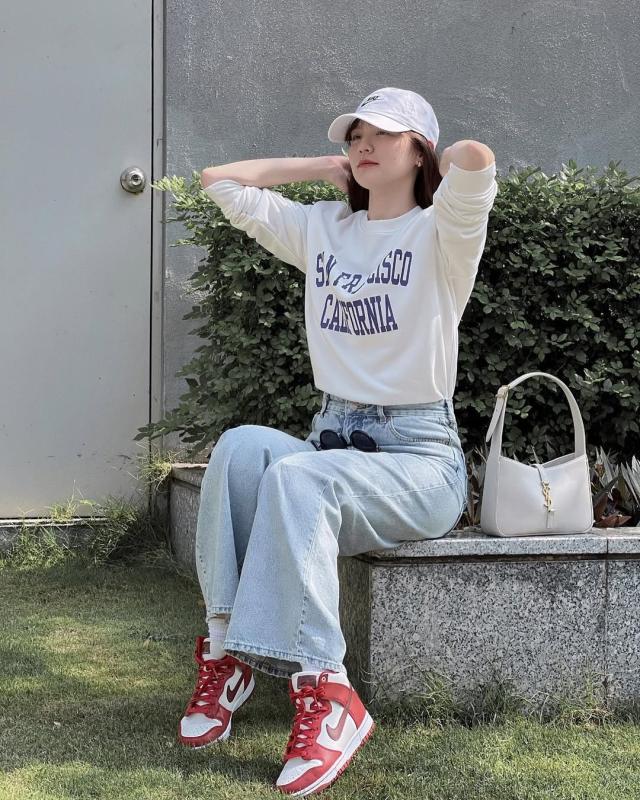 Hai Tu,  Hai Tu nude,  Hai Tu khoa than,  tui Saint Laurent,  Saint Laurent,  Chanel,  Miu Miu,  Celine,  Cartier anh 2