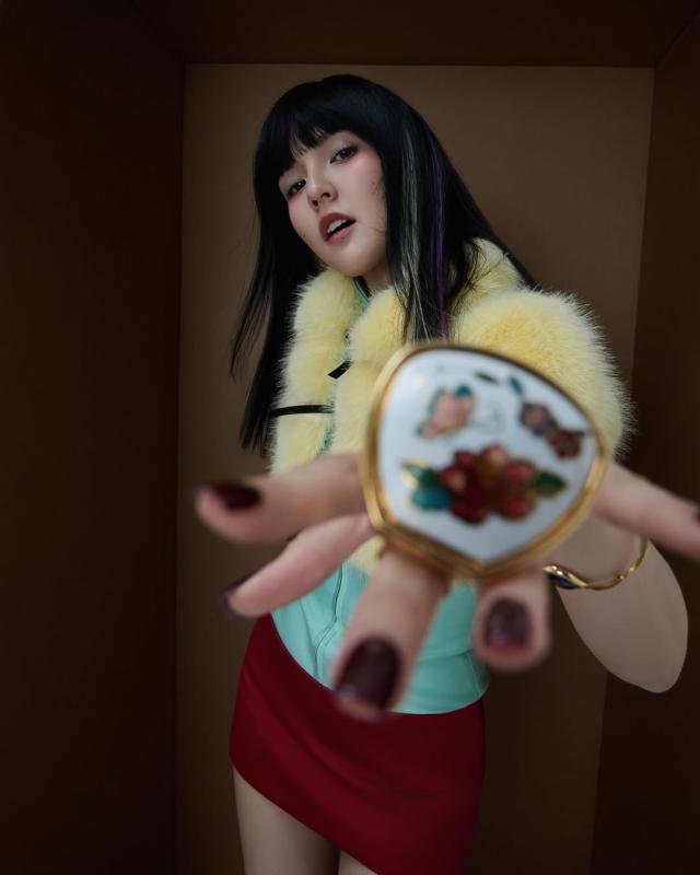 Hai Tu,  Hai Tu khoa than,  Hai Tu nude,  nang tho Hai Tu, nang tho Son Tung M-TP,  Son Tung M-TP anh 8