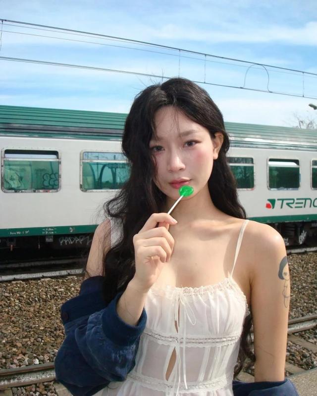 Le Ha Truc,  Ha Truc Quang Dat,  co truong tre nhat,  Ha Truc phot,  Thach Trang,  Thach Trang dao nhai,  Khanh Vy,  Khanh Vy Jisoo anh 7