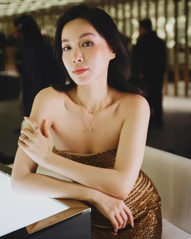 Le Ha Truc,  Ha Truc Quang Dat,  co truong tre nhat,  Ha Truc phot,  Thach Trang,  Thach Trang dao nhai,  Khanh Vy,  Khanh Vy Jisoo anh 2
