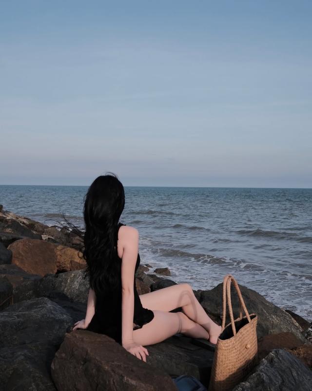 WAG,  WAG Viet,  cau thu Viet,  To Uyen,  Thanh Chung,  vo Thanh Chung,  vo Huy Hung,  Doan Hai My,  Doan Van Hau,  vo Doan Van Hau anh 3