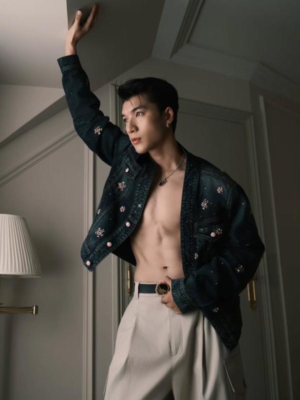 HIEUTHUHAI,  Son Tung M-TP,  Soobin Hoang Son,  Louis Vuitton anh 1