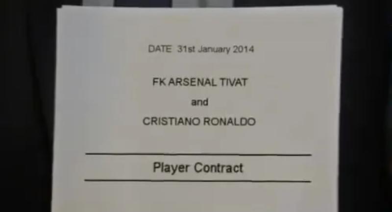 UEFA cam Arsenal 10 nam anh 1