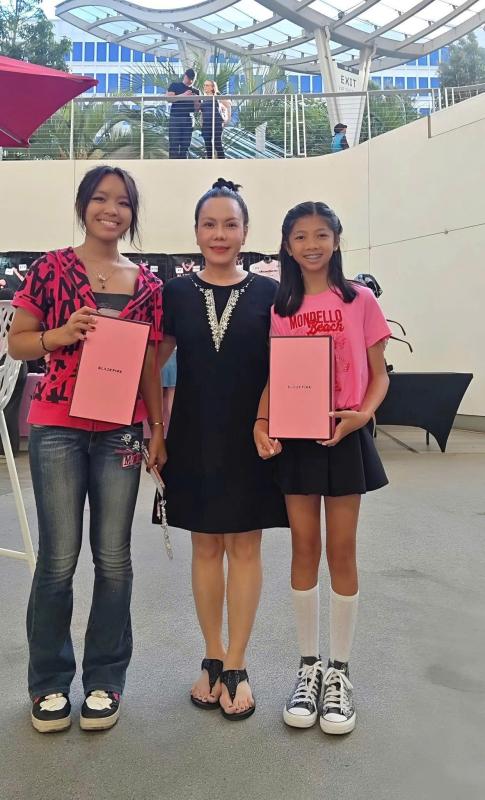 Viet Huong,  Elyza Nguyen Phuong Vy anh 1