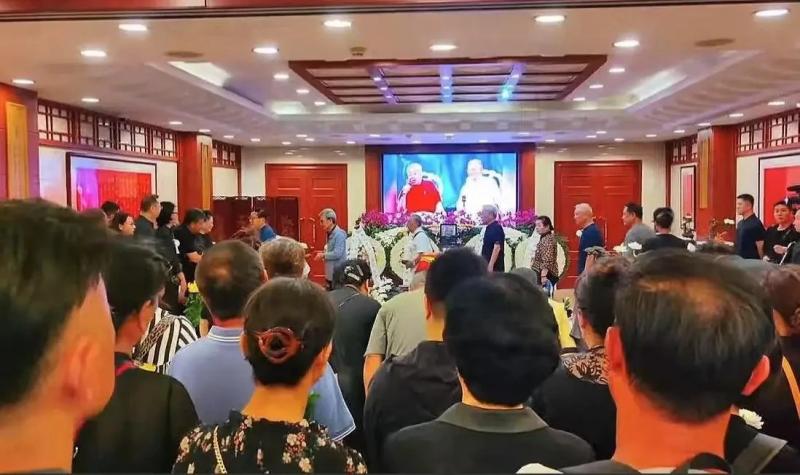 Hoa ngu anh 4