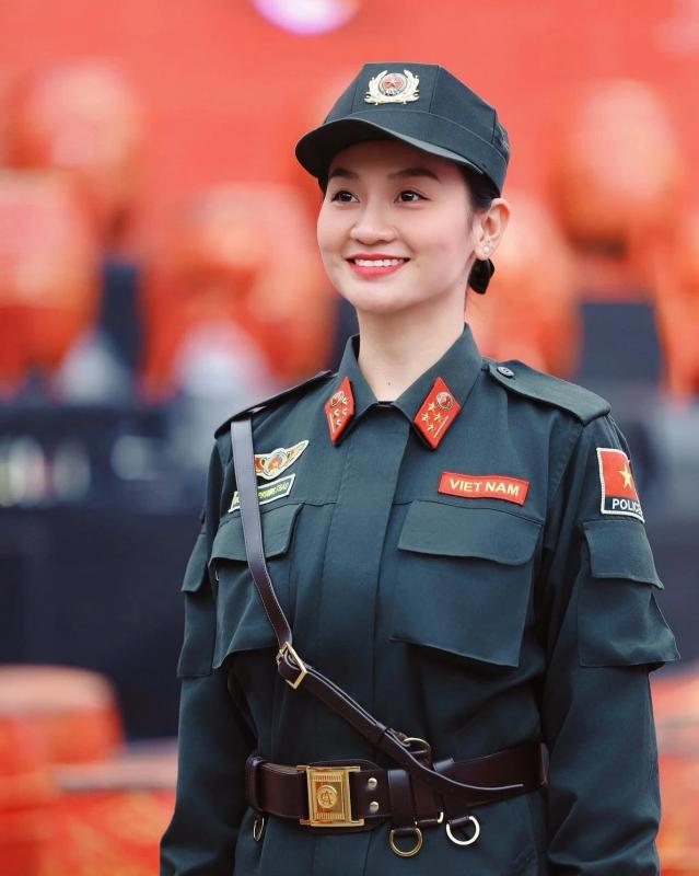 tran ap quai xe anh 7