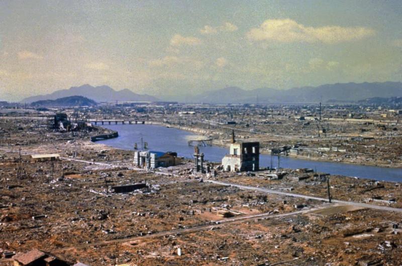 nem bom Hiroshima anh 1