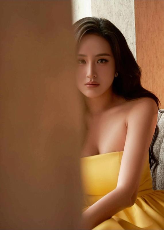 Mai Phuong Thuy anh 8