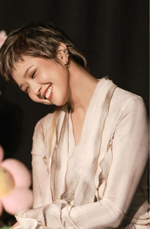 Suni Ha Linh anh 1