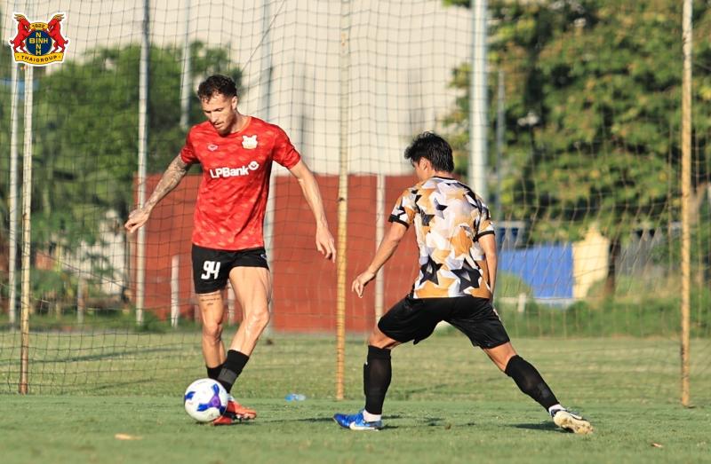 Ninh Binh FC anh 2