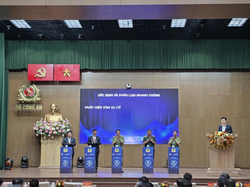 an ninh mang quoc gia anh 2