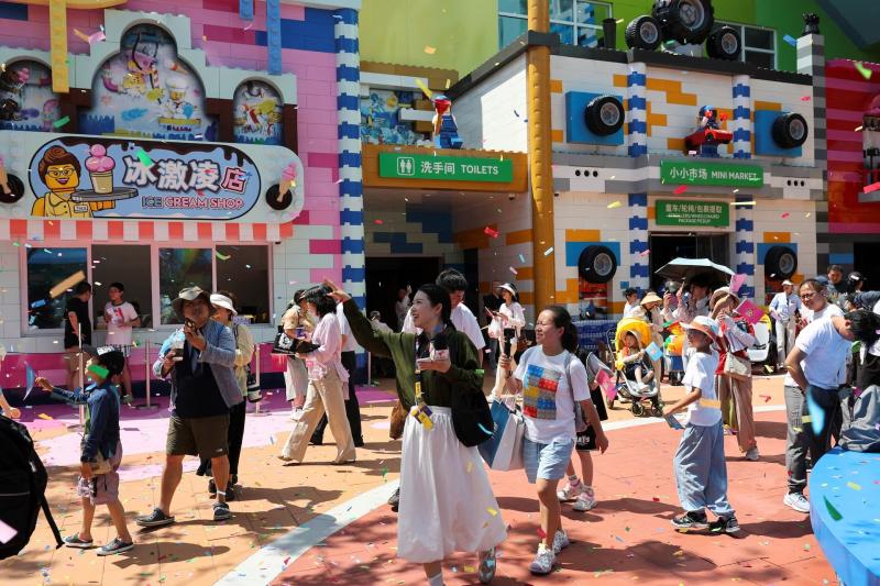 Legoland Thuong Hai,  Lego Trung Quoc,  cong vien Lego,  du lich Trung Quoc anh 4