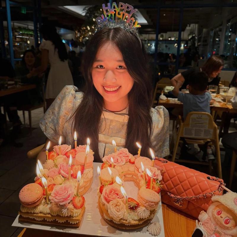 Jenny Huynh tuoi 20 anh 3