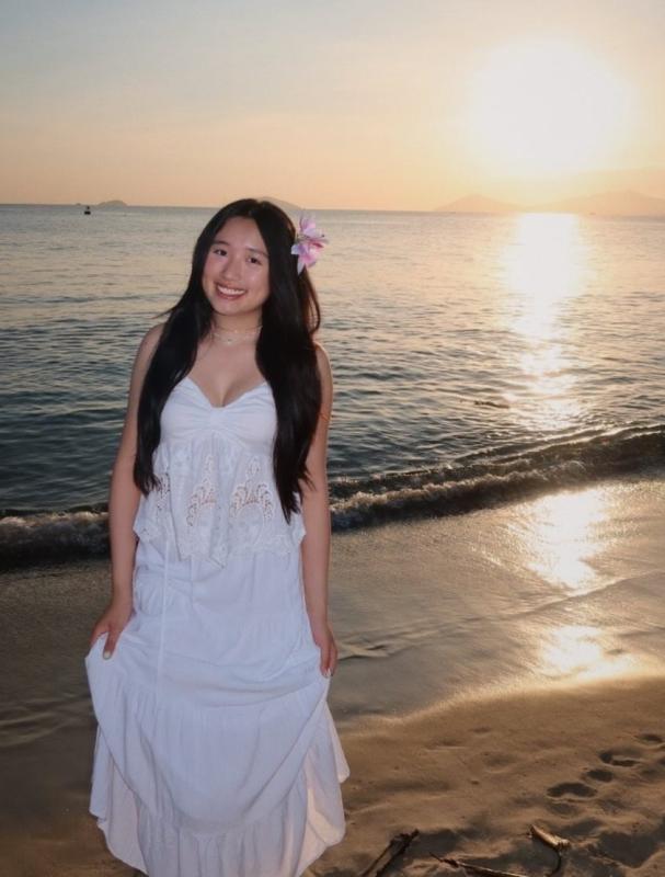 Jenny Huynh tuoi 20 anh 1