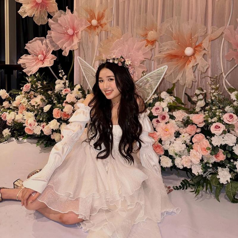 Jenny Huynh tuoi 20 anh 6