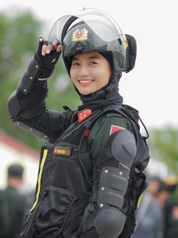 dai uy Nguyen Phuong Thao anh 4