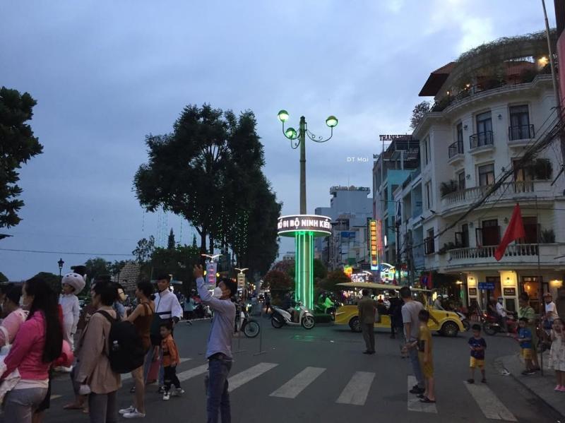 Pho di bo Ninh Kieu anh 2