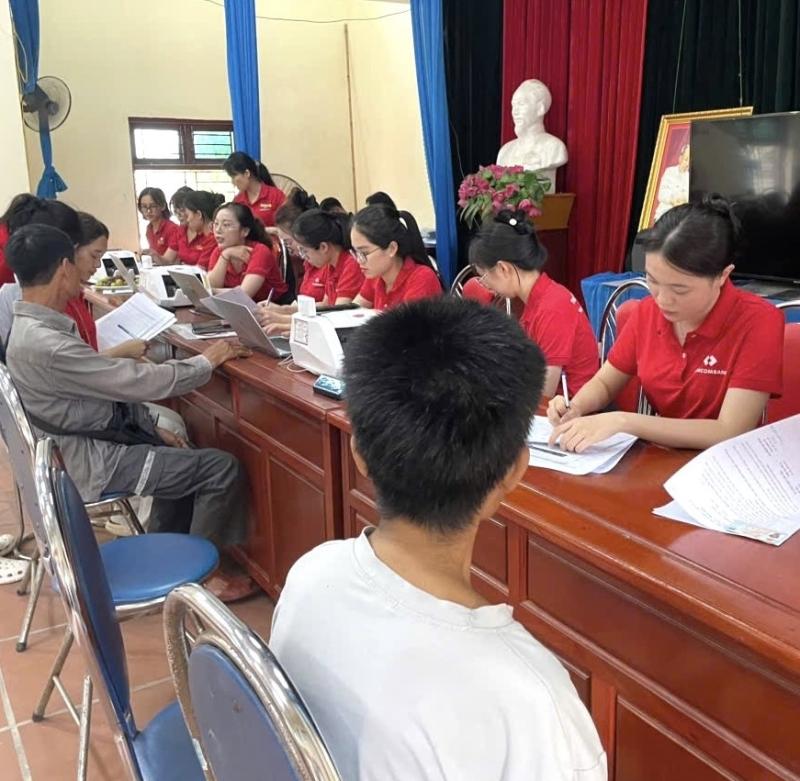 Techcombank anh 1