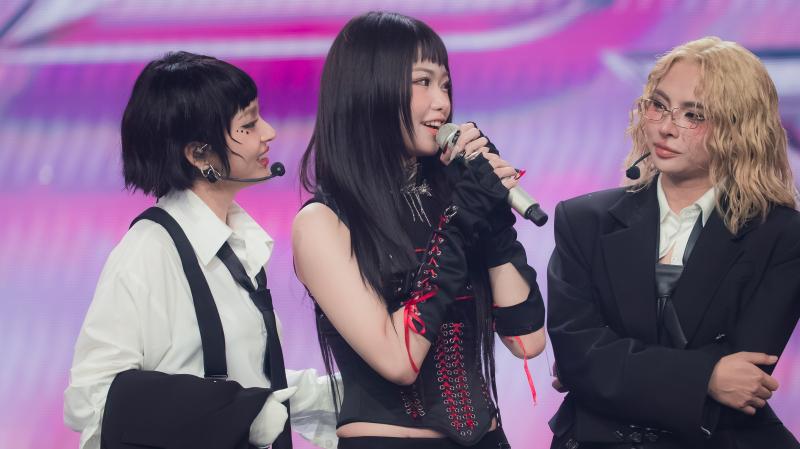 Em xinh concert anh 1