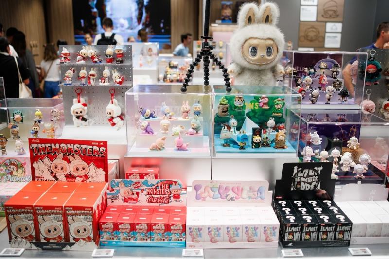 Labubu,  Pop Mart,  Do choi,  Suu tam,  Art toy,  Gia Labubu anh 2