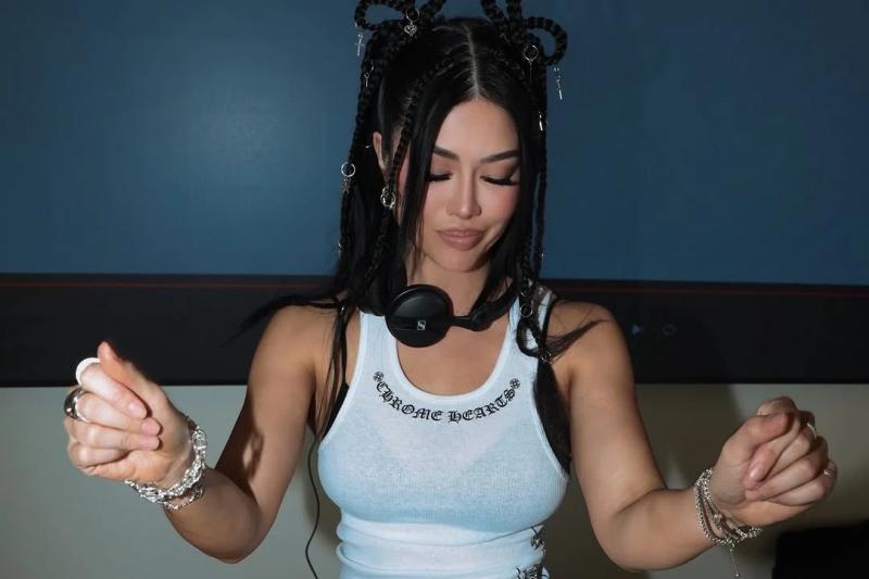 nu dj kim lee anh 1