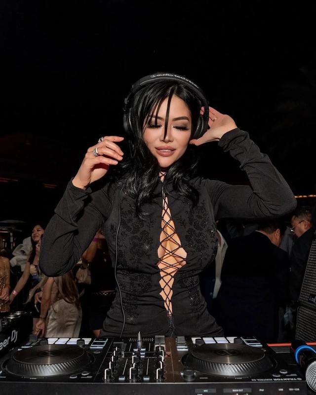nu dj kim lee anh 4