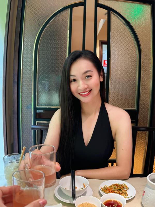 dai uy Nguyen Phuong Thao anh 6