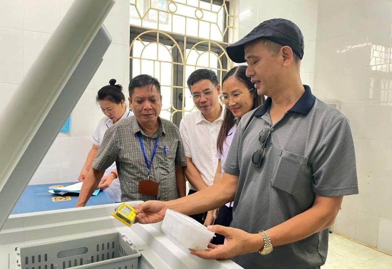 vaccine dat tien anh 1