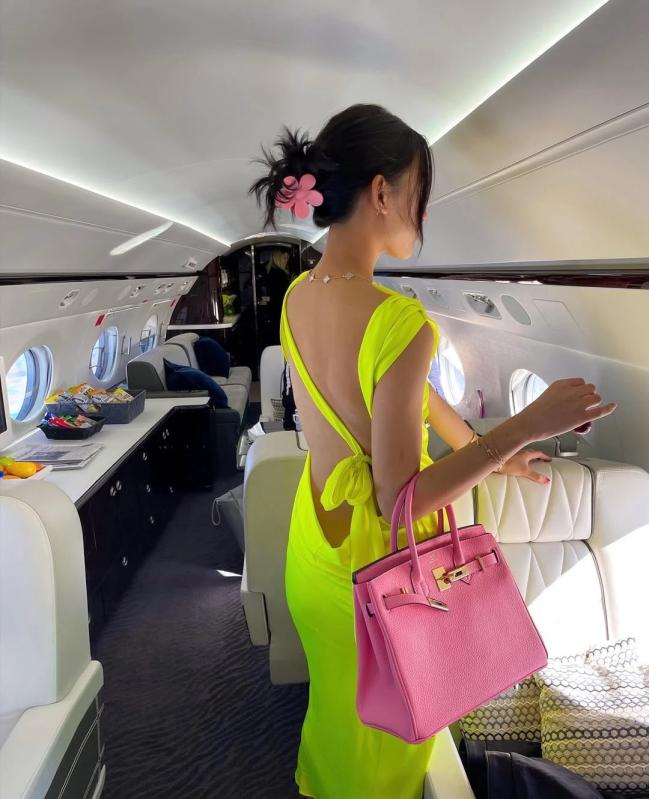 Becca Bloom,  thung lung Silicon,  tieu thu,  Becca Bloom fake anh 2
