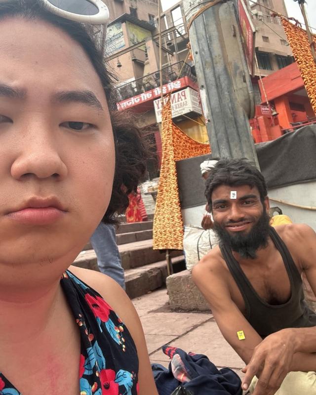 gia gai du lich anh 2