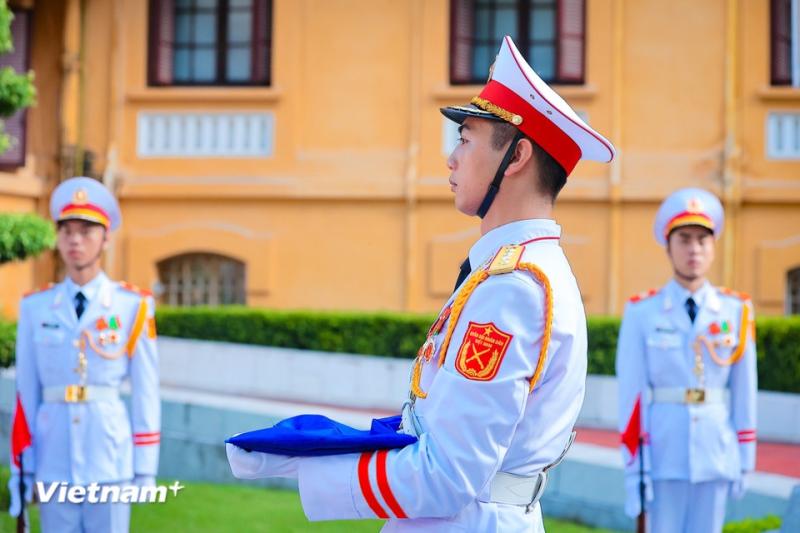 Le Thuong co ASEAN anh 3
