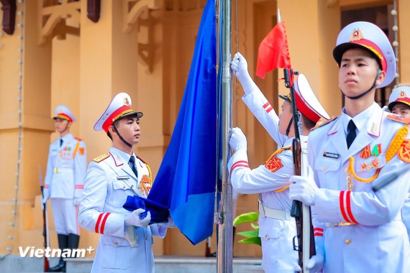 Le Thuong co ASEAN anh 5