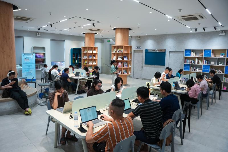 Thư viện Hà Nội, thư viện, không gian học, không gian miễn phí, mượn sách ảnh 4 Thu vien Ha Noi, thu vien, khong gian hoc, khong gian mien phi, muon sach anh 4
