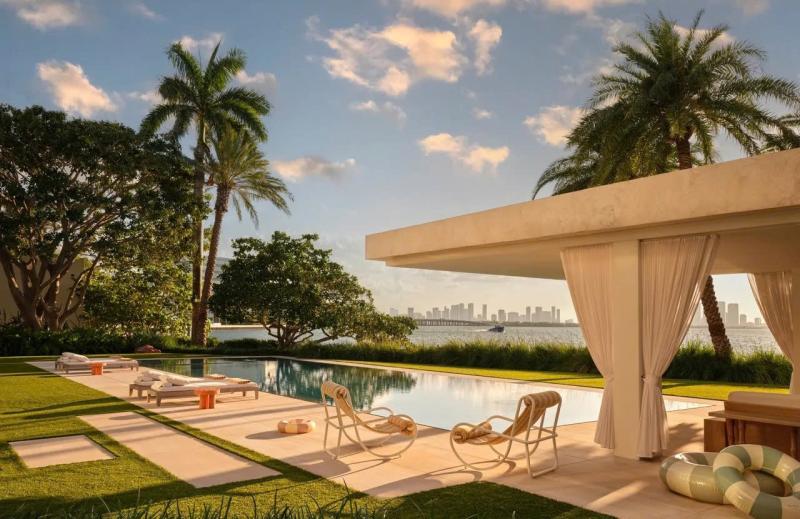 to am Shutterstock,  nha ty phu Miami,  thiet ke Kelly Behun,  noi that hien dai,  song toi gian,  biet thu Miami anh 18